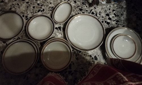 Servizio piatti varie - di,